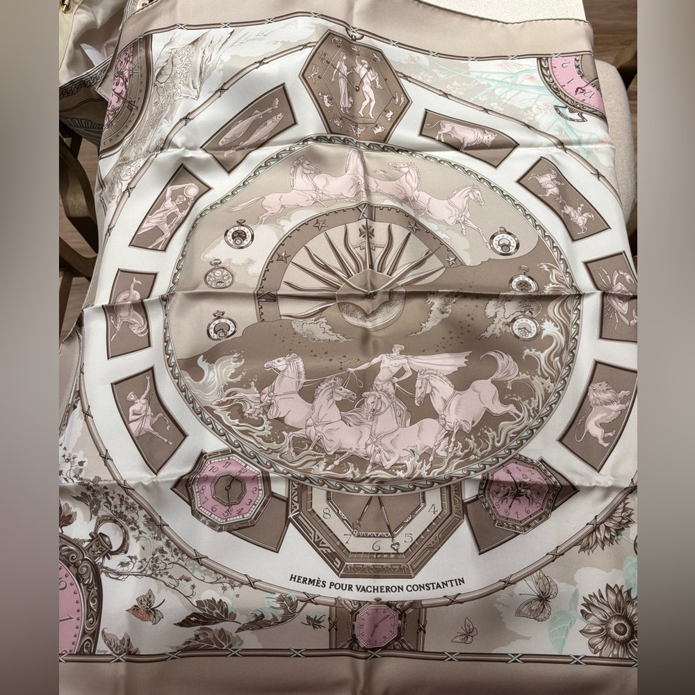 Hermès
Hermès Vacheron Constantin Scarf